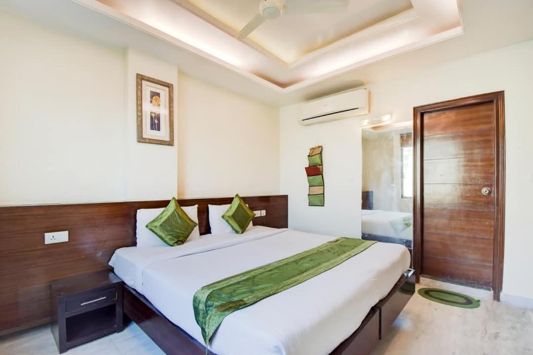 Hotel Sky Heights Divisione di Divisione di Jaipur Camera foto