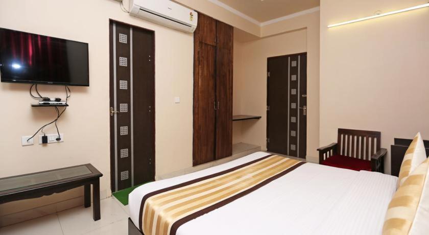 Hotel Sky Heights Divisione di Divisione di Jaipur Esterno foto